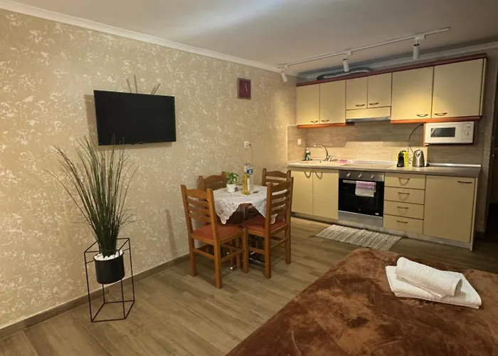 Toli Apartments