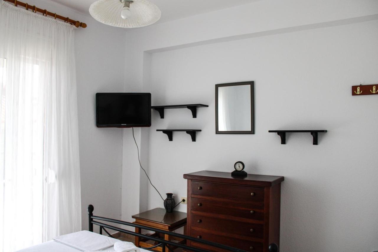 Toli Apartment
