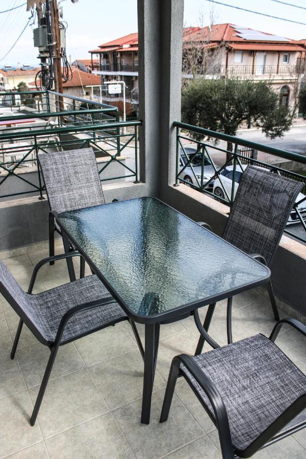 Toli Apartment *