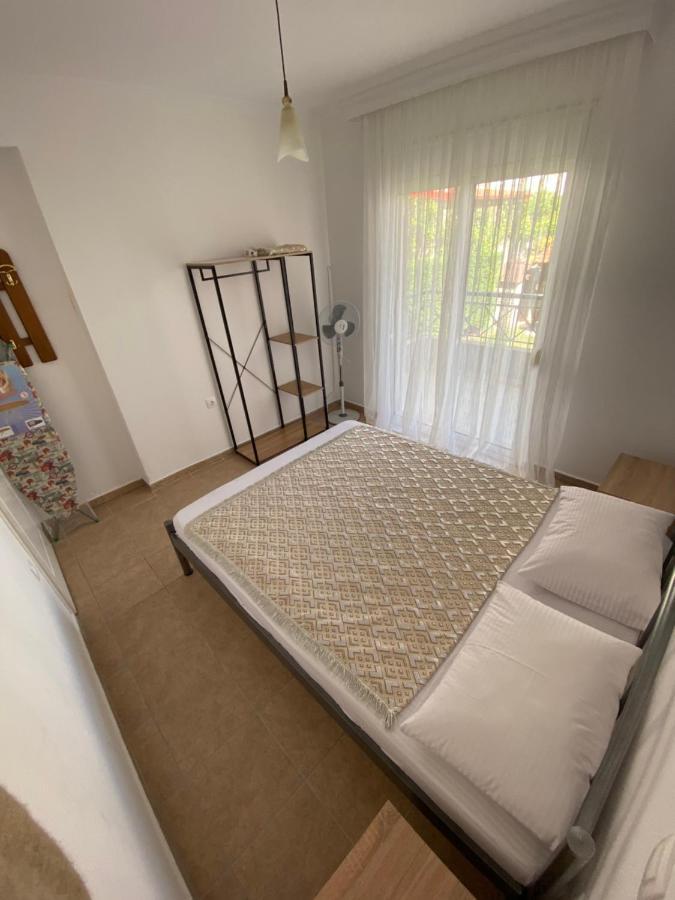 Toli Apartment