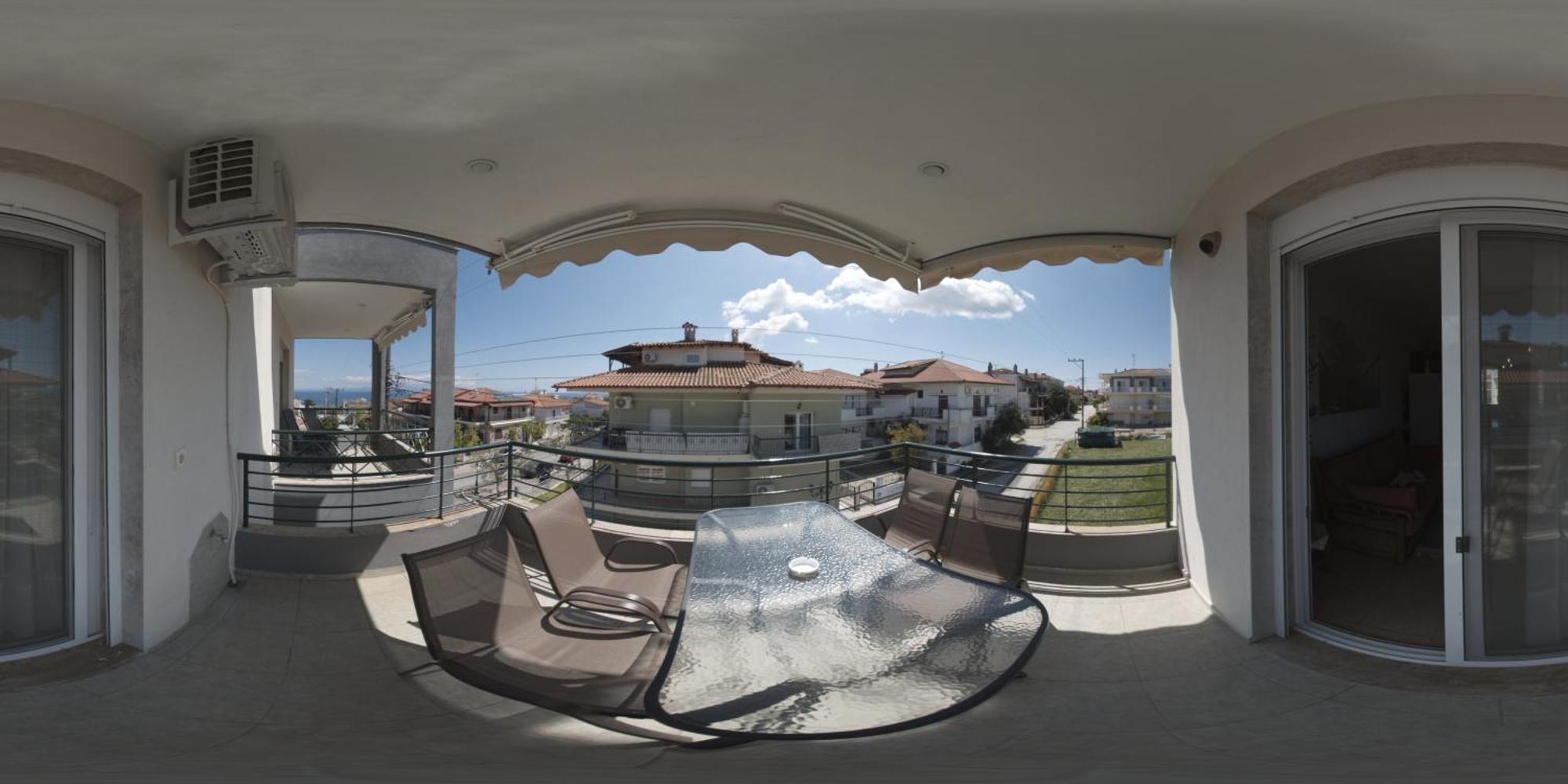 Toli Apartment *
