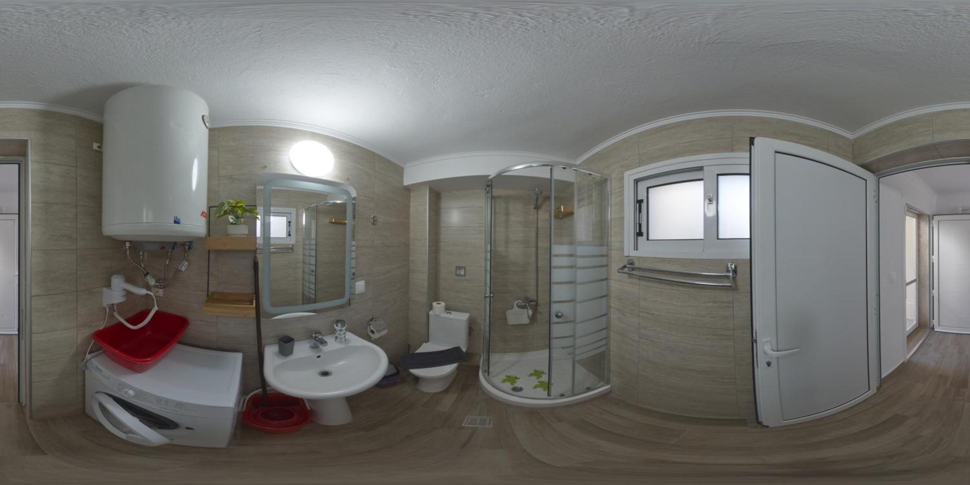 Toli Apartment